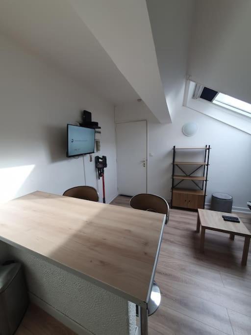 Le Studio Du Moulin Appartement Charleville-Mézières Buitenkant foto